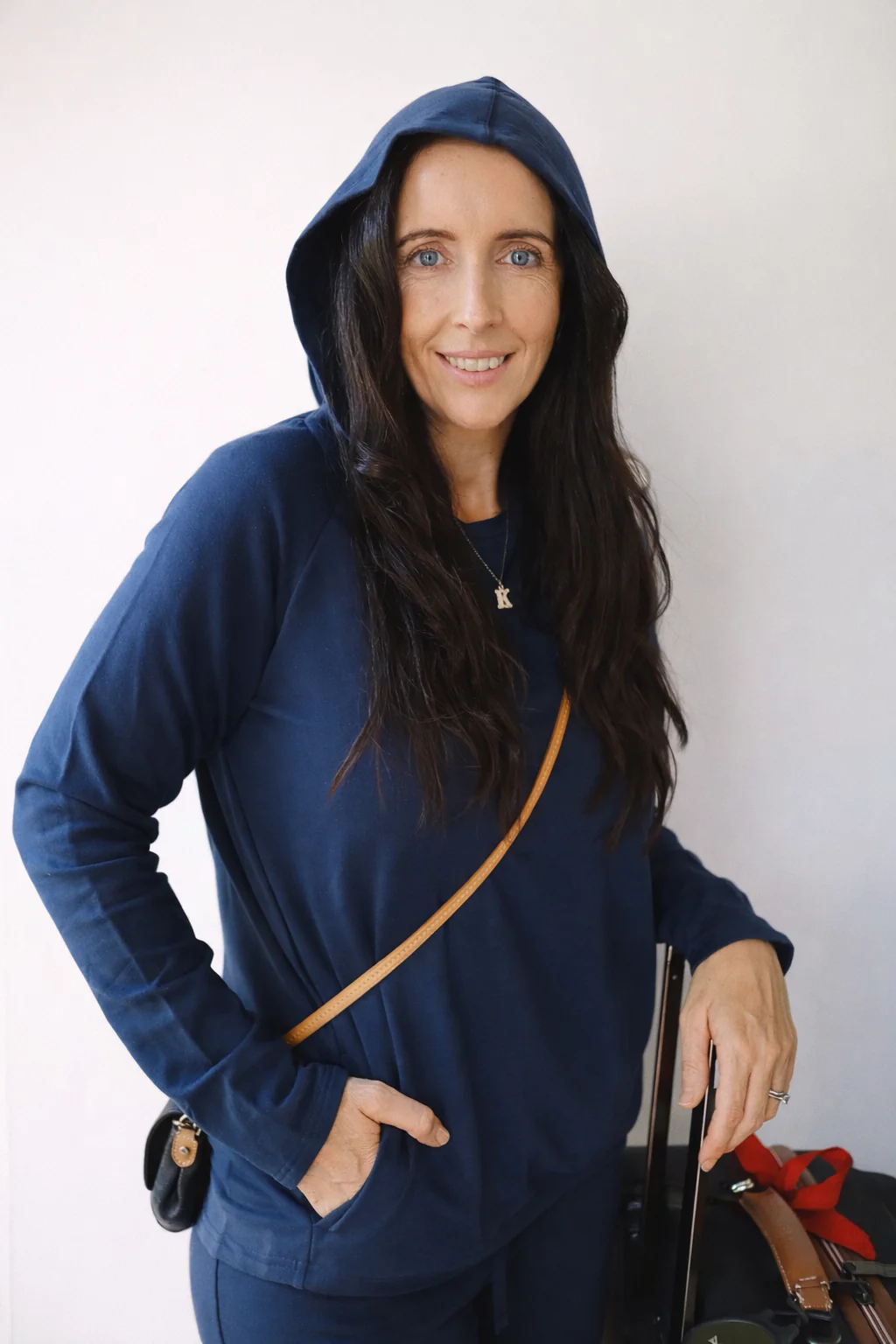 Paddington Pocket V Hoodie — Navy - Image 3