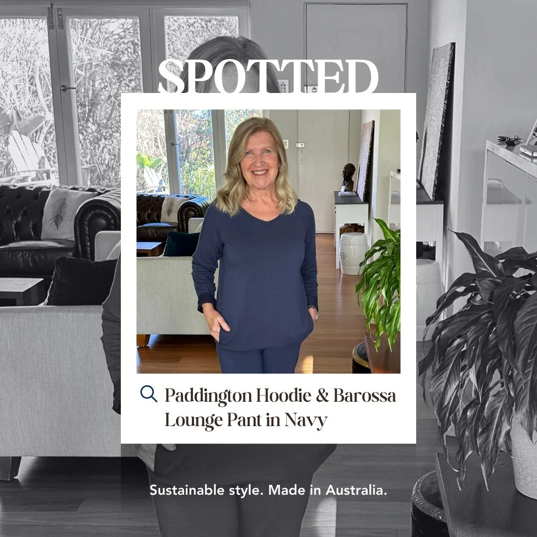 Paddington Pocket V Hoodie — Navy - Image 5